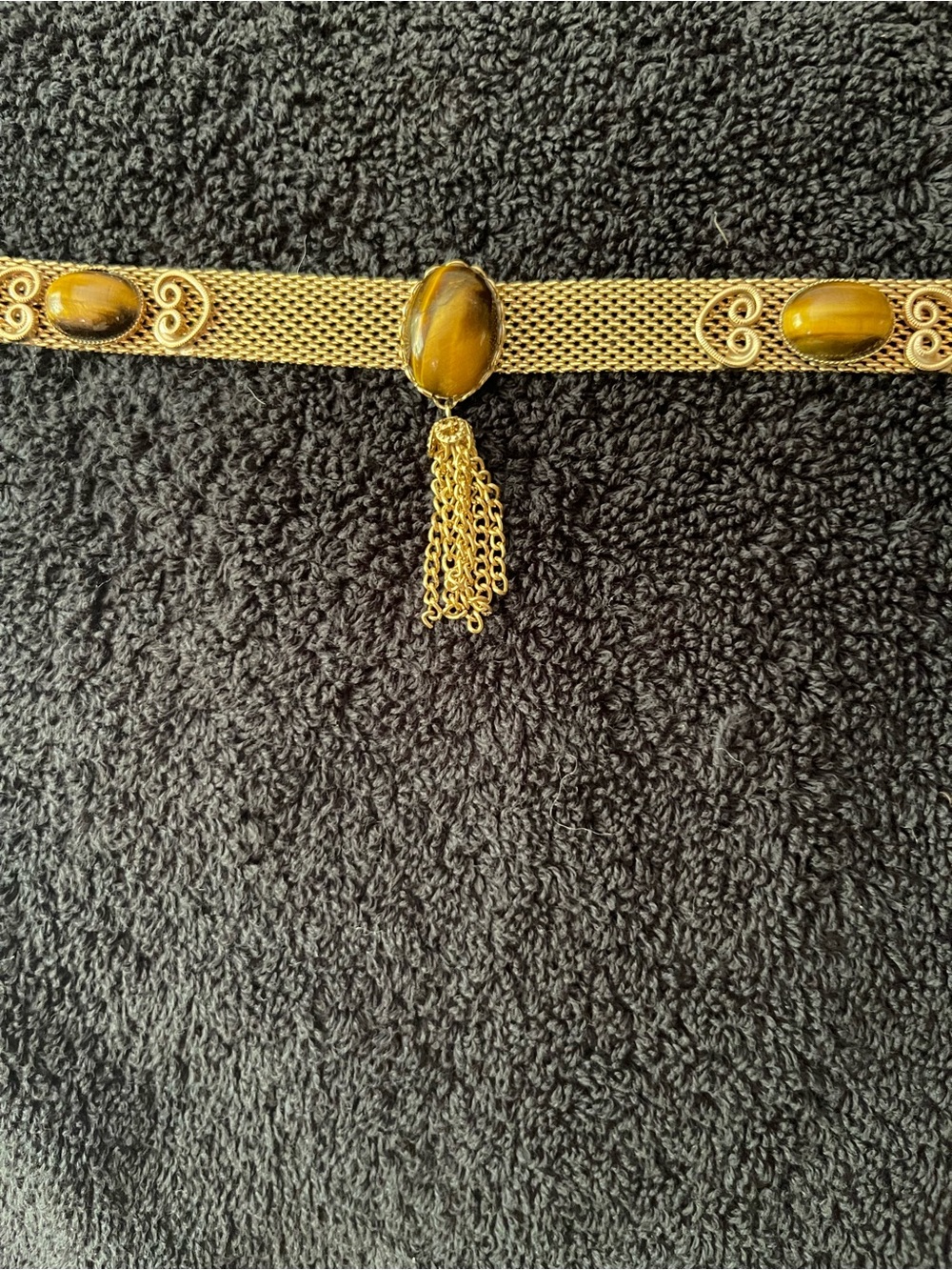 Vintage Designer Signed Aubrey Mesh Belt Gold Tone Choker with Tiger’s Eye Glass